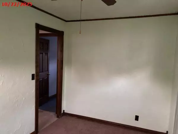 Milwaukee, WI 53220,6614 W Morgan Ave