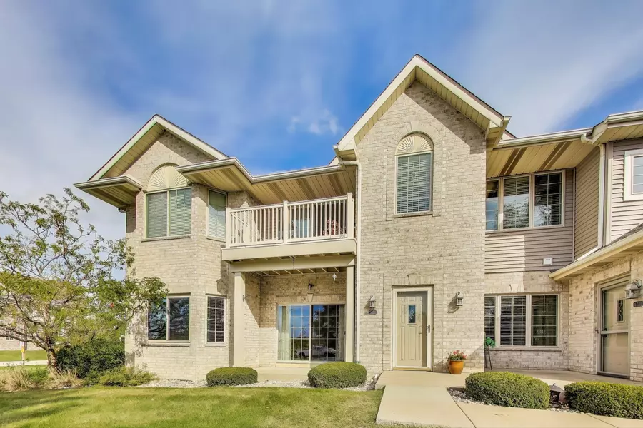 7136 Parkside Ln Unit 122, Mount Pleasant, WI 53406