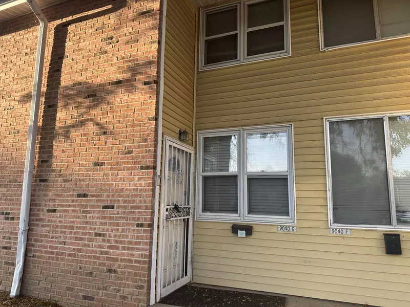 9040 N 95th St Unit G, Milwaukee, WI 53224