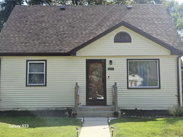 5631 W Thurston Ave Ave, Milwaukee, WI 53218