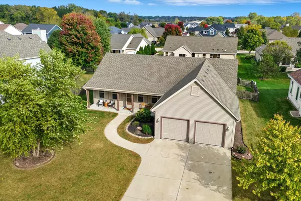 Oak Creek, WI 53154,9748 S Rustic Pl
