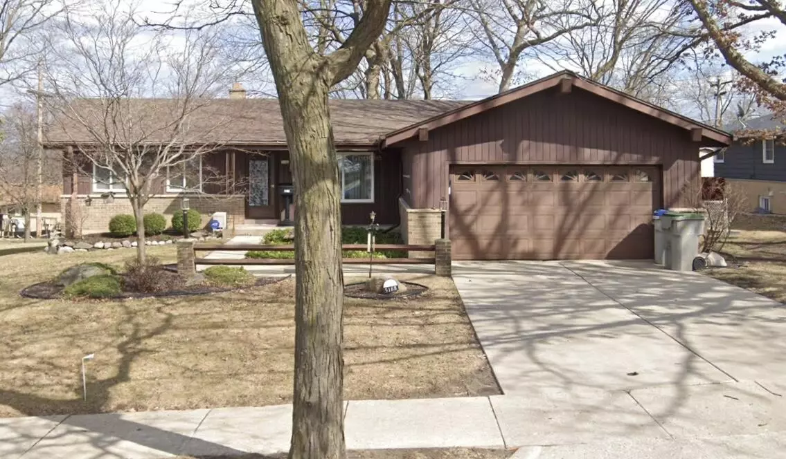 Milwaukee, WI 53221,5168 S 20th St