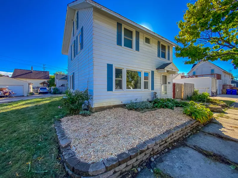 3509 71st St, Kenosha, WI 53142