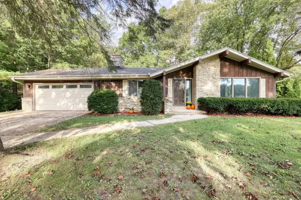 W207N13495 Fawn Ct, Germantown, WI 53076