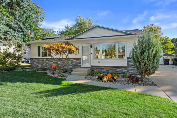 2809 Indian Trl, Caledonia, WI 53402