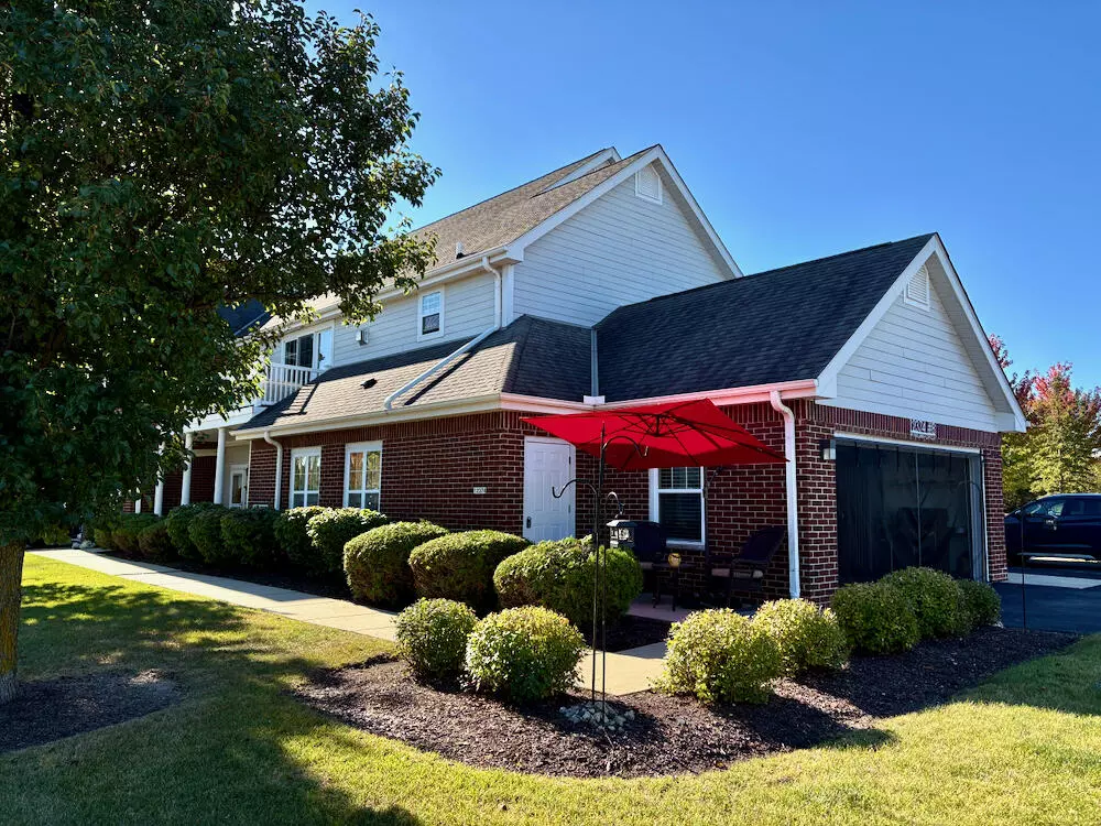 Franklin, WI 53132,12374 W Virginia Cir Unit 8