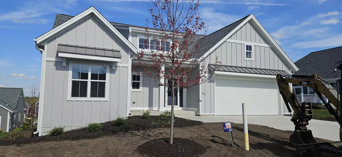 Pewaukee, WI 53072,436 Sandy Cir