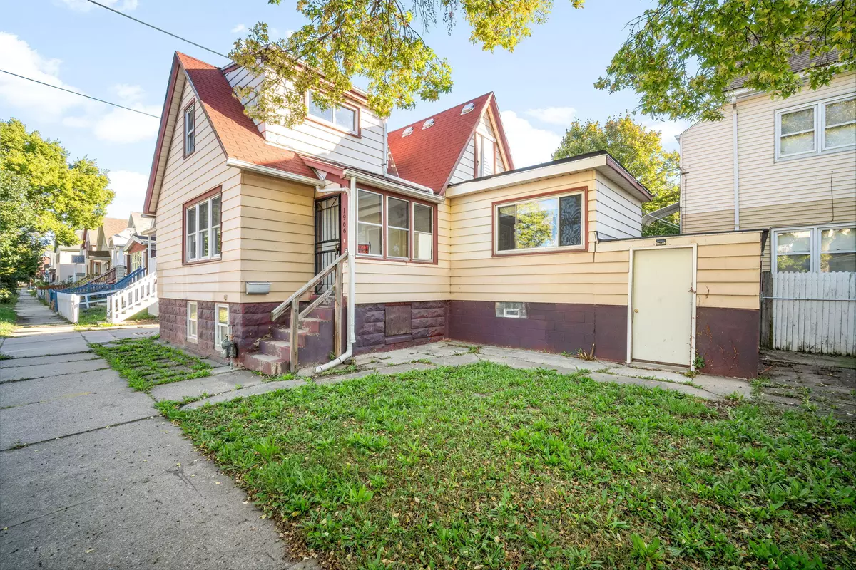 Milwaukee, WI 53204,1966 S 7th St