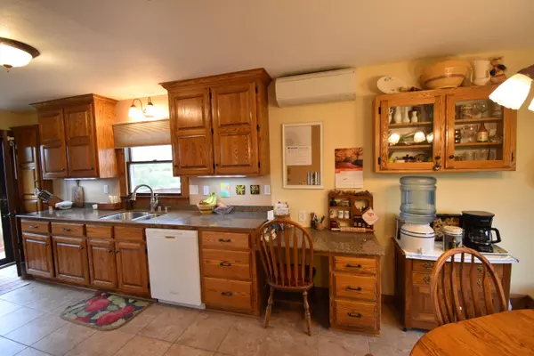 Ashford, WI 53010,3099 W St Killian Dr