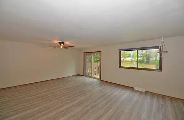 Mount Pleasant, WI 53406,5616 Cambridge Ln Unit 5