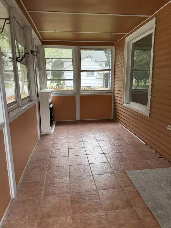 Burlington, WI 53105,512 Tower St