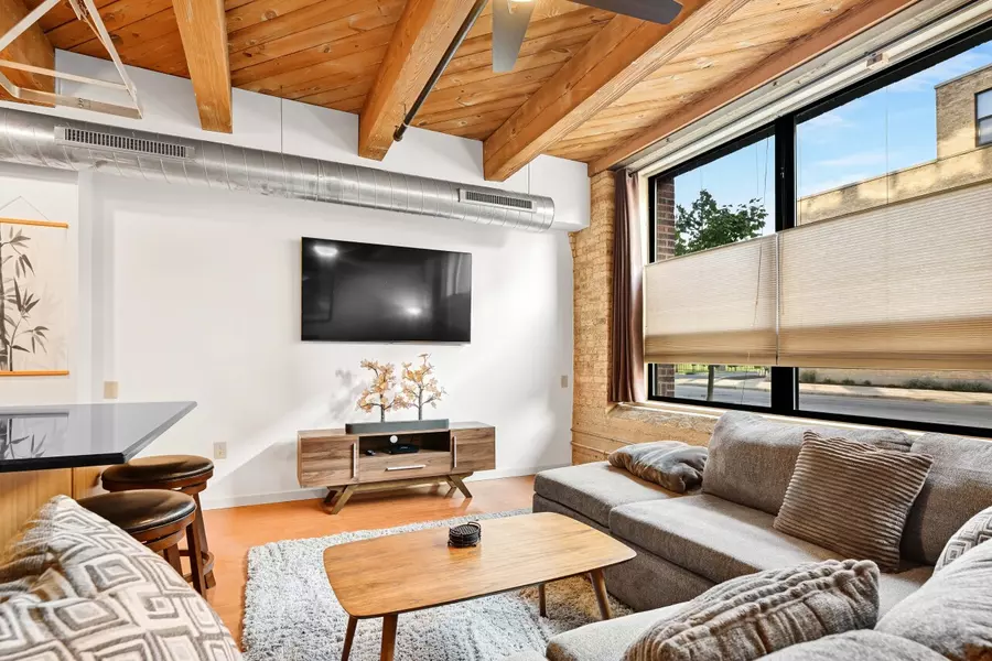 234 E Reservoir Ave Unit 106, Milwaukee, WI 53212