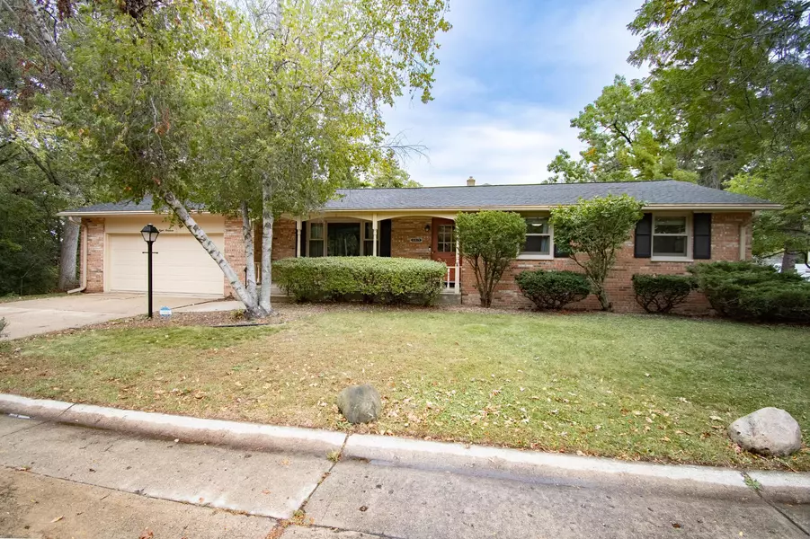 8819 31st Ave, Kenosha, WI 53142