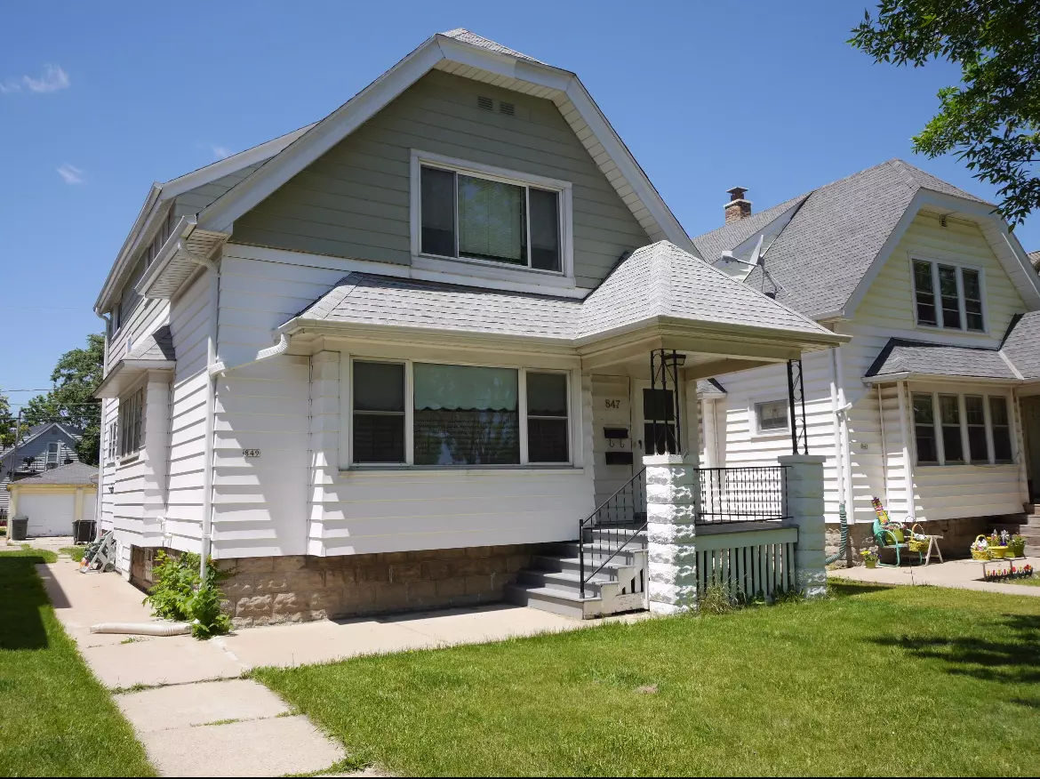 West Allis, WI 53214,847 S 73rd St Unit 849