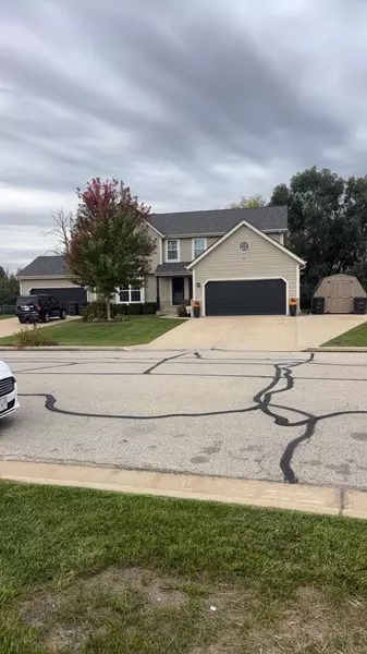 510 N 6th St, Waterford, WI 53185