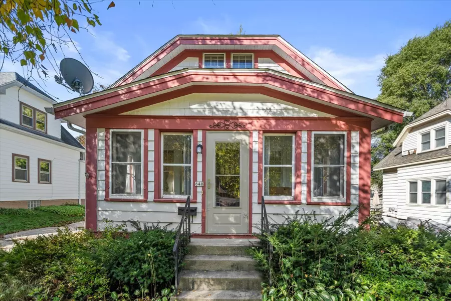 640 S 2nd Ave, West Bend, WI 53095