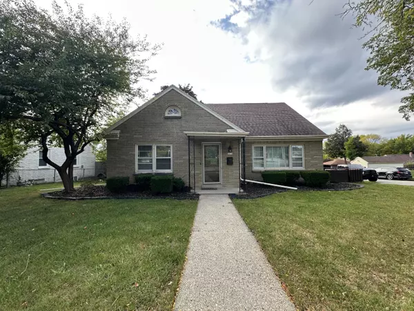 3275 N 93rd St, Milwaukee, WI 53222