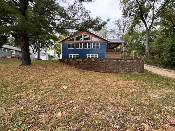 212 Mill Rd, Palmyra, WI 53156