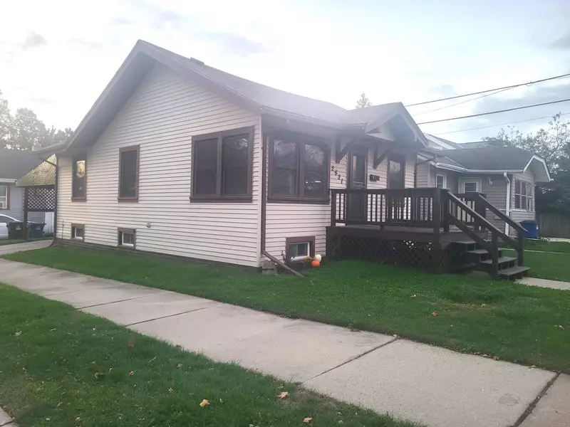 2621 Cottonwood Ct, Racine, WI 53402