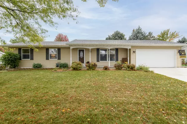 1325 Commonwealth Dr, Fort Atkinson, WI 53538