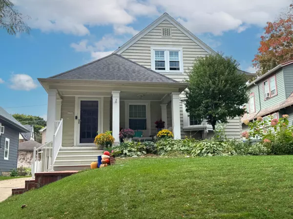 1753 N 58th St, Milwaukee, WI 53208