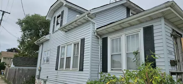 1801 Grange Ave, Racine, WI 53403