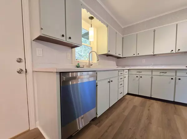 Wautoma, WI 54982,N2535 Bughs Lake Rd