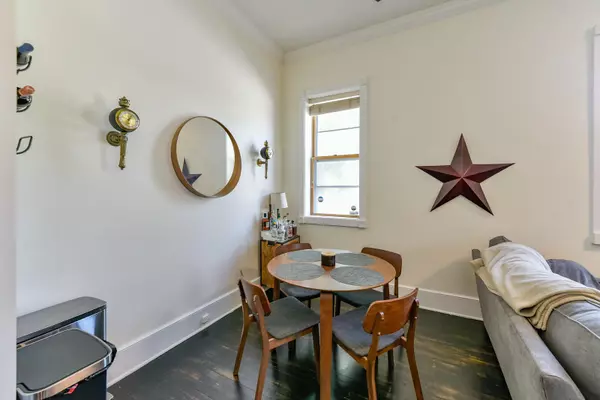 Milwaukee, WI 53212,2150 N Palmer St Unit 2