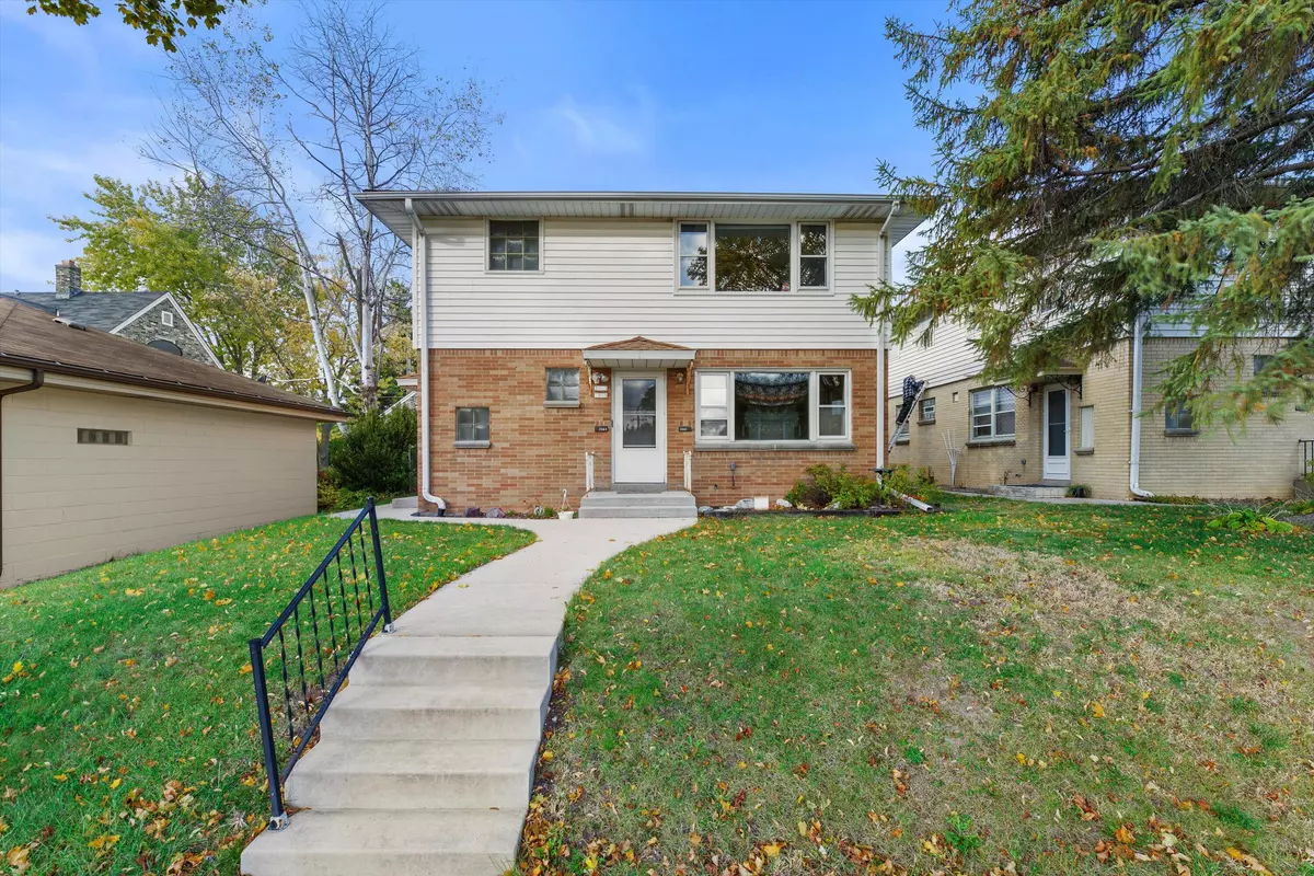 West Allis, WI 53219,2061 S 67th Pl
