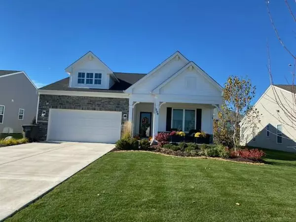 206 Maestro Cir, Lake Geneva, WI 53147
