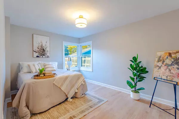 8201 N Whitney Rd Fox Point, WI 53217