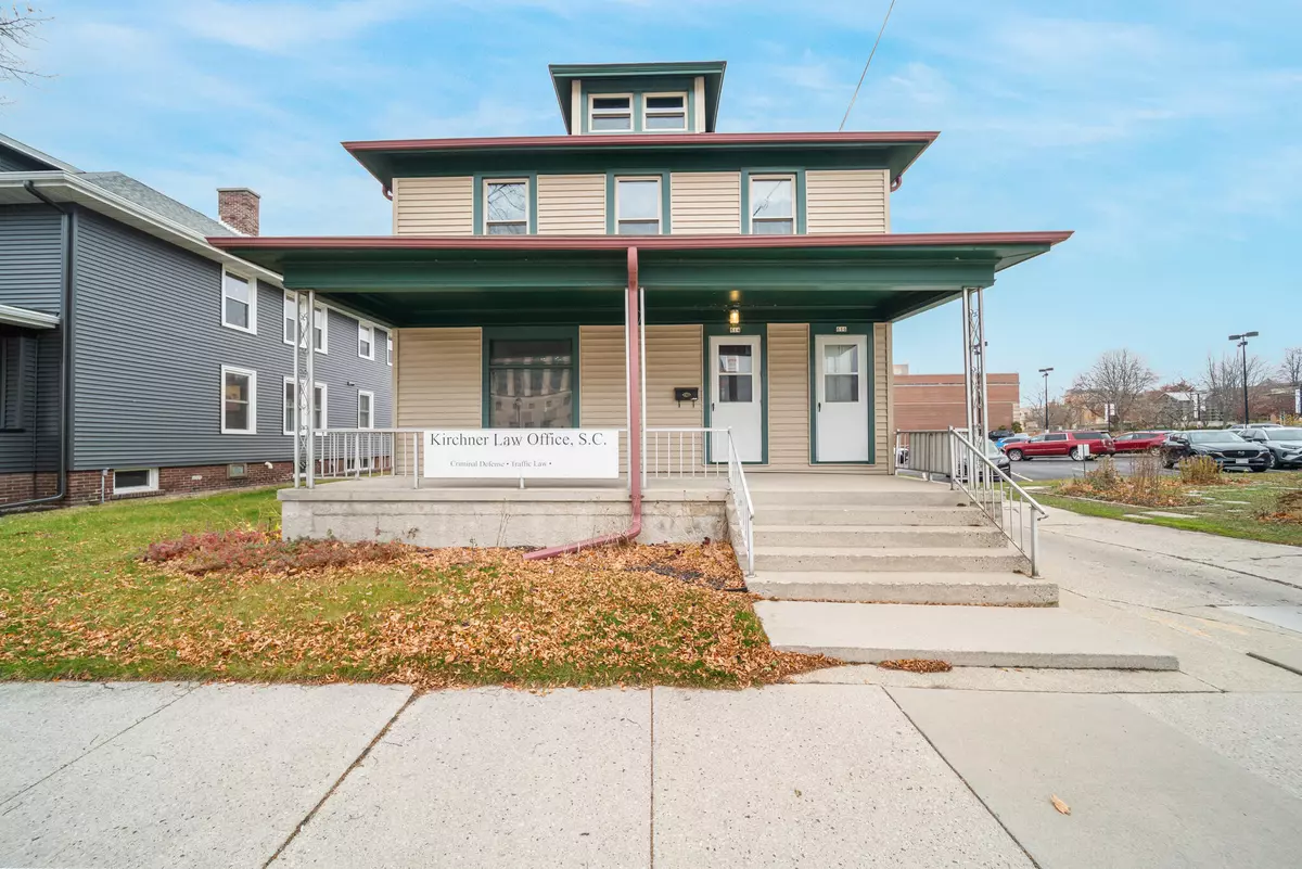 Sheboygan, WI 53081,614 N 6th St
