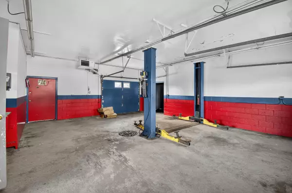 Caledonia, WI 53402,4418 Douglas Ave