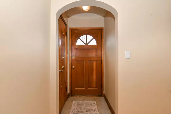 Cudahy, WI 53110,3945 E Layton Ave