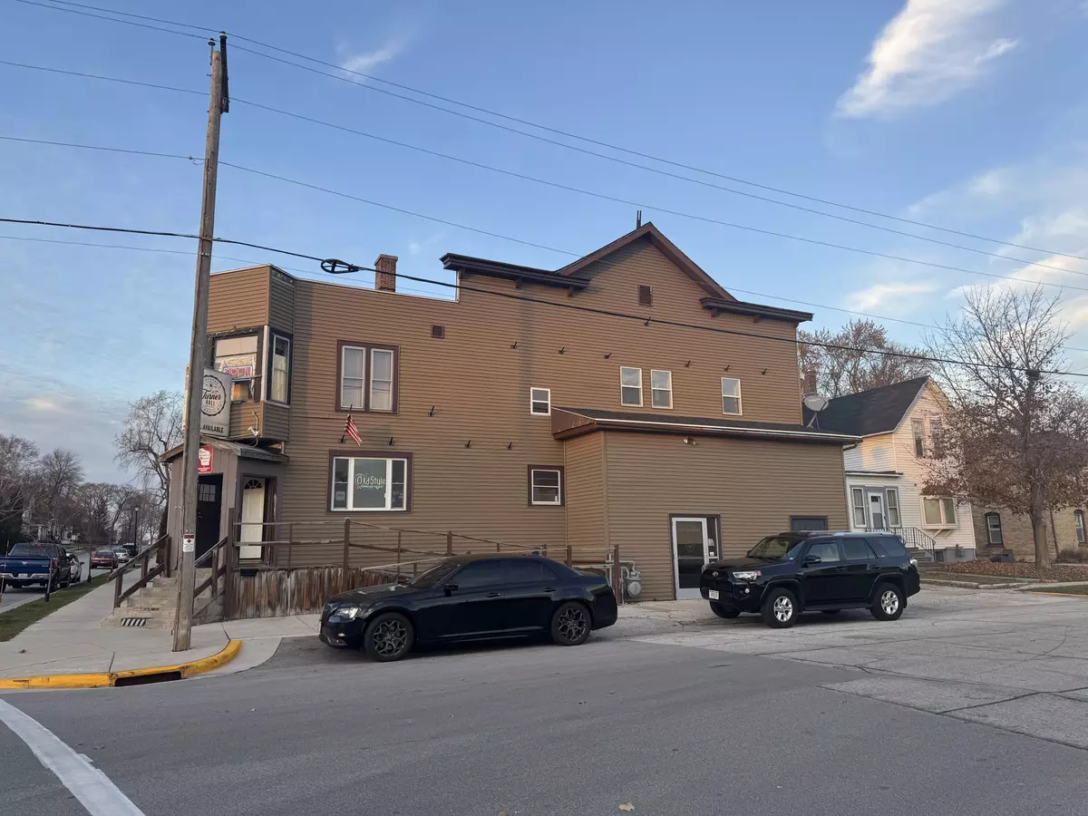 Plymouth, WI 53073,202 Elizabeth St