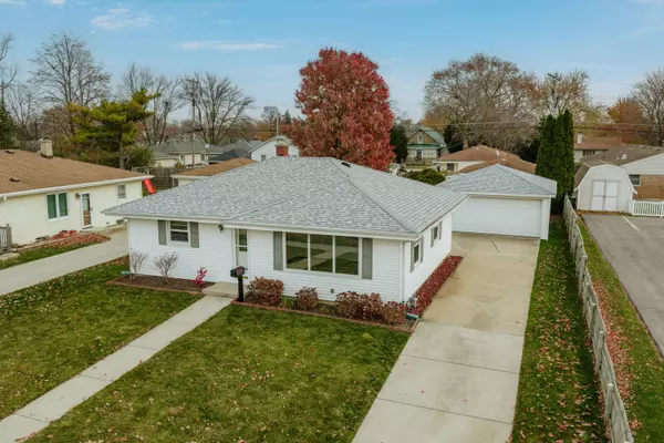 Racine, WI 53405,2327 Ohio St