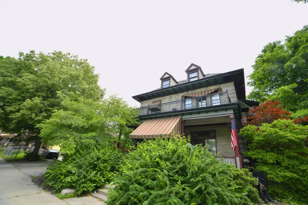 Milwaukee, WI 53208,2134 N 28th St