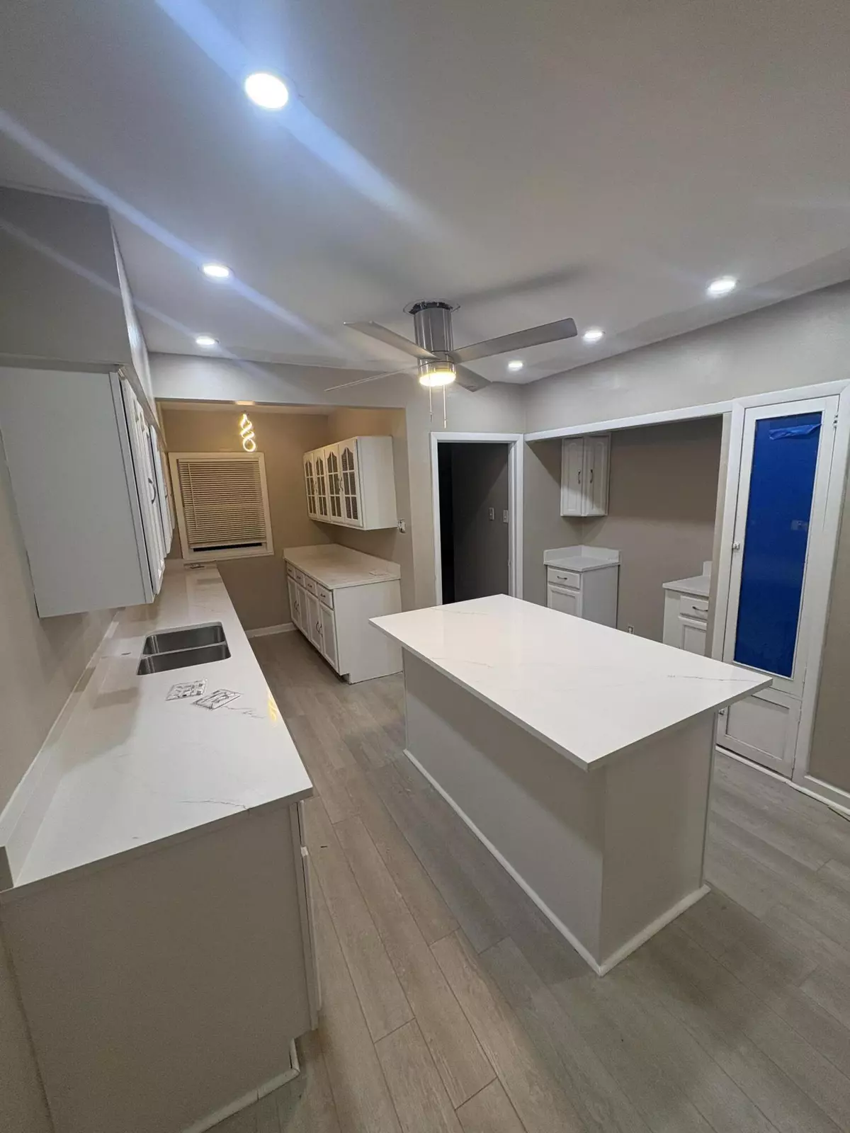 Milwaukee, WI 53210,2831 N 46th St