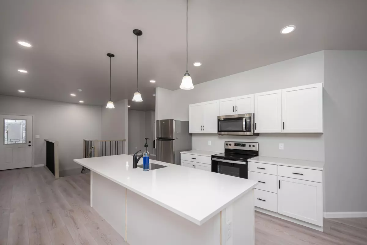 Greenfield, WI 53221,3314 W Alvina Ave