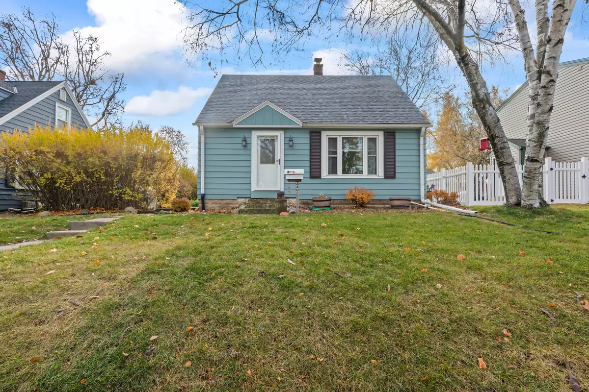 West Allis, WI 53227,8603 W Stuth Ave