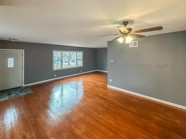 Milwaukee, WI 53210,6706 W Chambers St