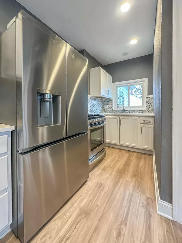 Milwaukee, WI 53210,6706 W Chambers St