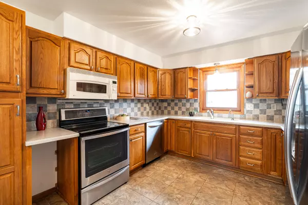 Racine, WI 53405,4604 Olive St