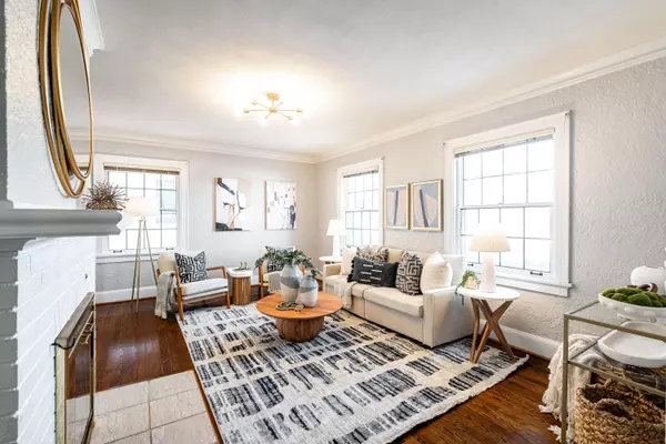 Whitefish Bay, WI 53211,4616 N Larkin St