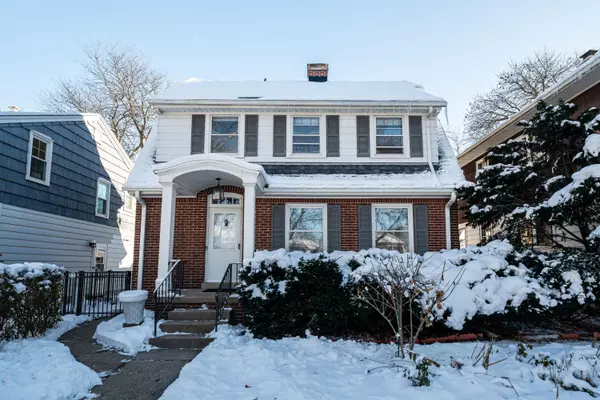 Whitefish Bay, WI 53211,4616 N Larkin St