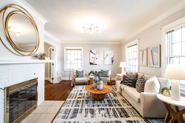 Whitefish Bay, WI 53211,4616 N Larkin St