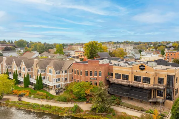 Grafton, WI 53024,1214 13th Ave Unit 1218