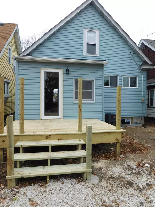 West Allis, WI 53214,1312 S 61st St