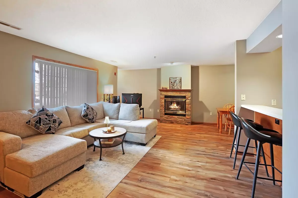 New Berlin, WI 53146,17354 W Lincoln Ave