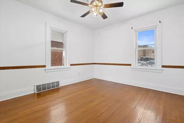 Kenosha, WI 53142,6910 32nd Ave